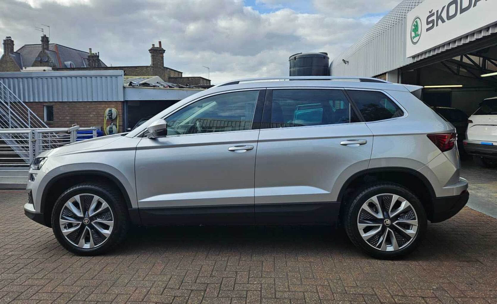 SKODA Karoq SUV 1.5 TSI (150ps) SE L ACT DSG