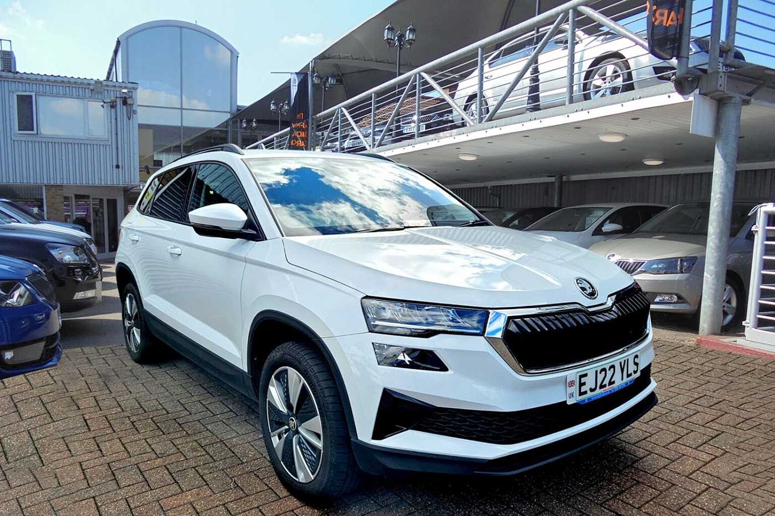 SKODA Karoq SUV 1.0 TSI (110ps) SE Drive