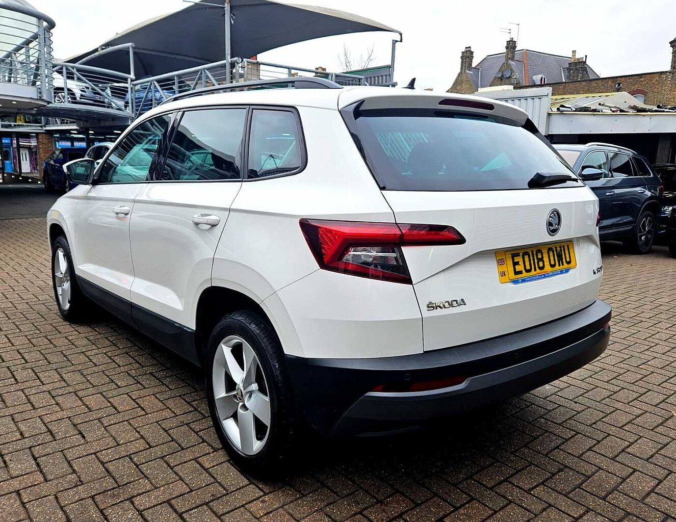 SKODA Karoq SUV 1.0 TSI (115ps) SE