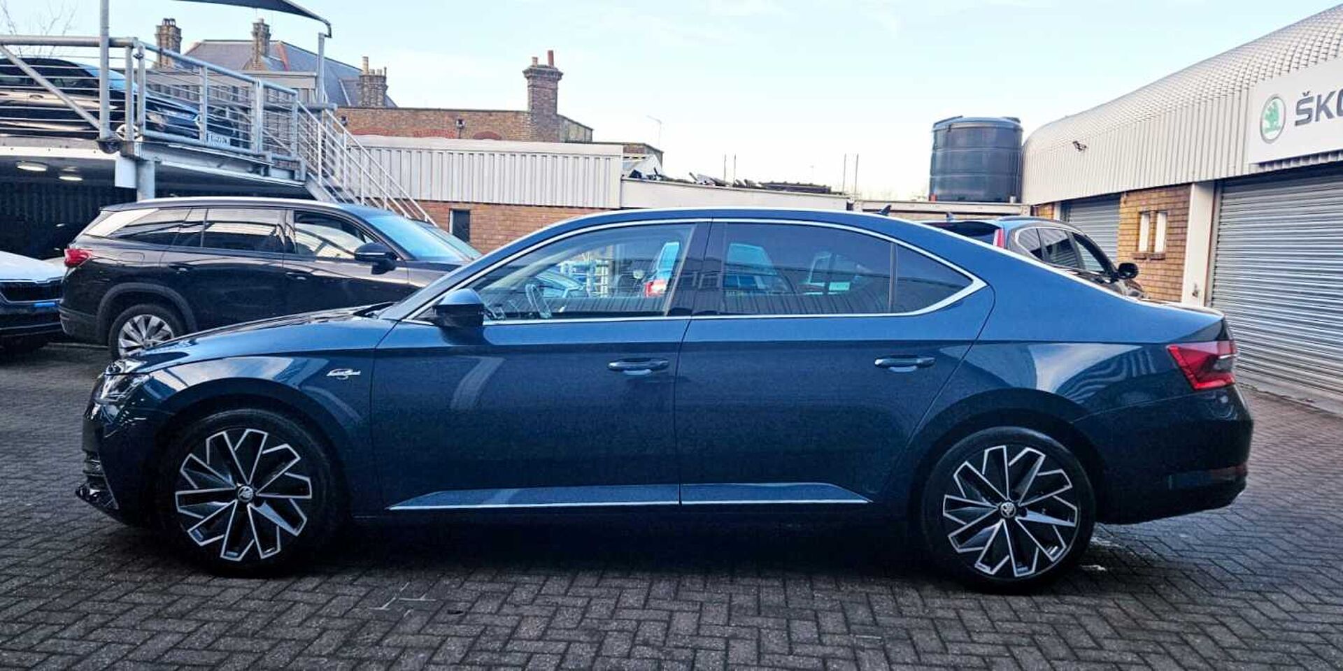 SKODA Superb 2.0 TSI (190ps) Laurin & Klement DSG Hatch