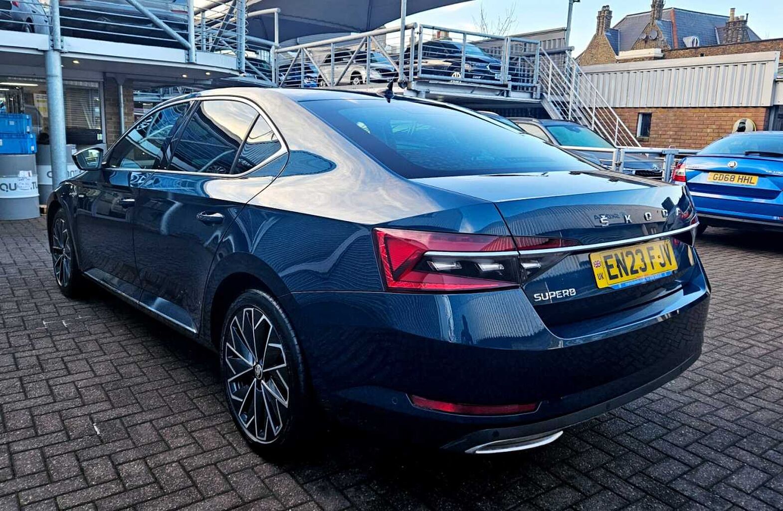 SKODA Superb 2.0 TSI (190ps) Laurin & Klement DSG Hatch
