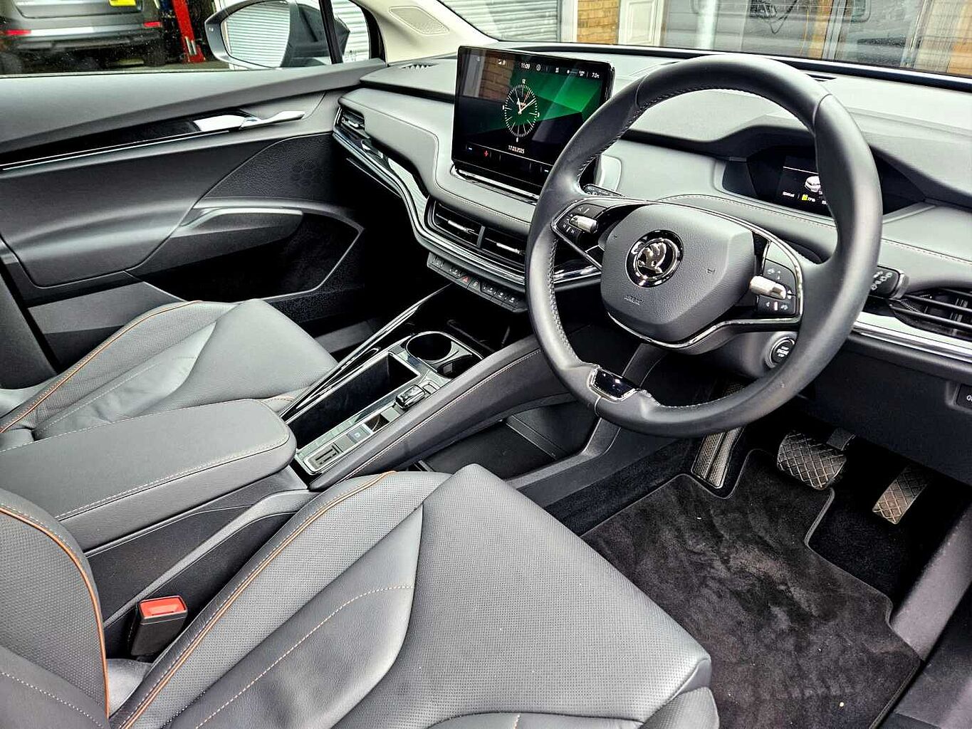 SKODA Enyaq iV E (179ps) 60 62 Kwh
